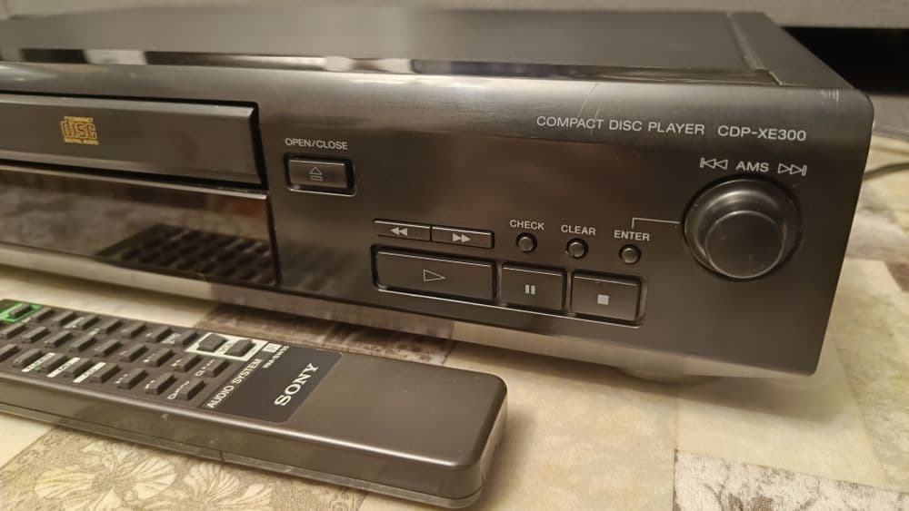 CD проигрыватель Sony CDP -XE300 — 6