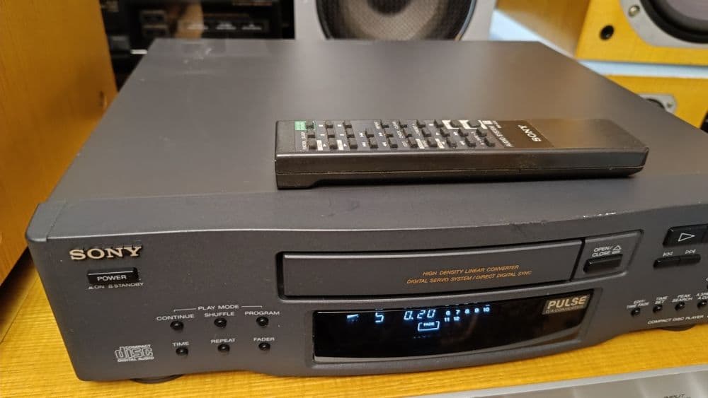 СД проигрыватель Sony cdp-m33 — 2