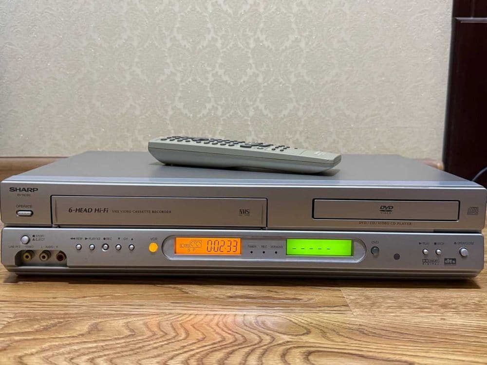 Видеомагнитофон & DVD - SHARP  6-Head Hi-Fi Stereo! Made In Japan! — 1