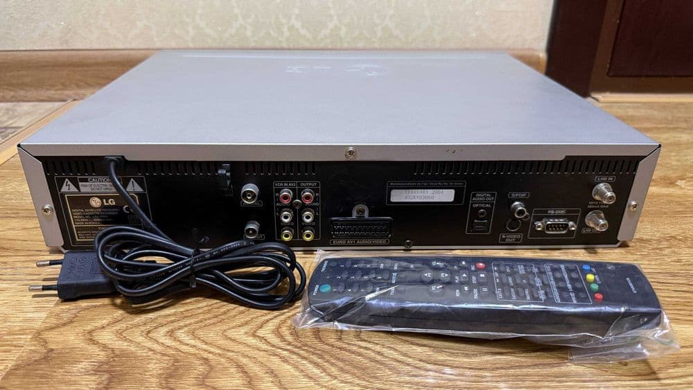 Видеомагнитофон &  DVB LG 6-Head Hi-Fi Stereo! Made In Korea! [Новый] — 3