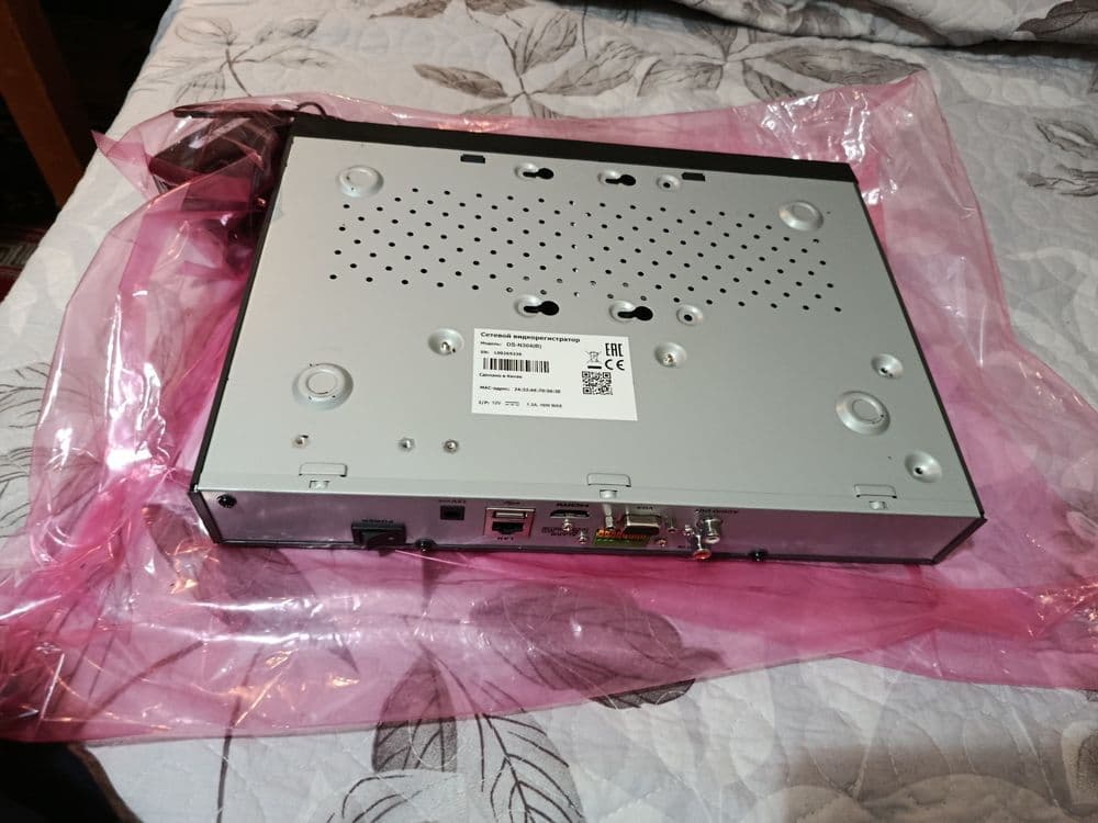 Видеорегистратор ds-n304(b) — 3