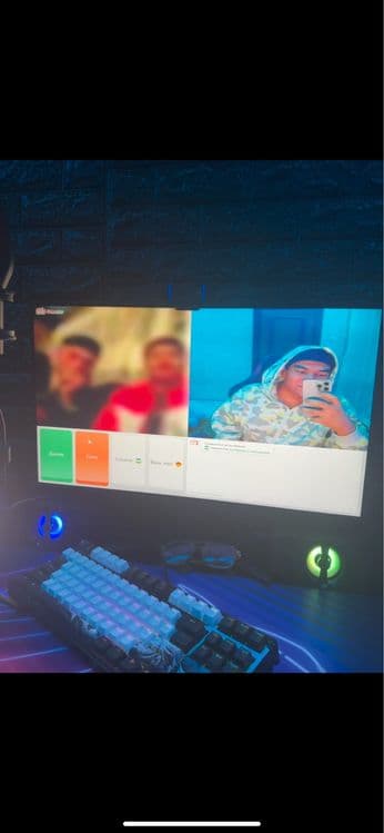 4k webcamera sotiladi ota tuniq — 2