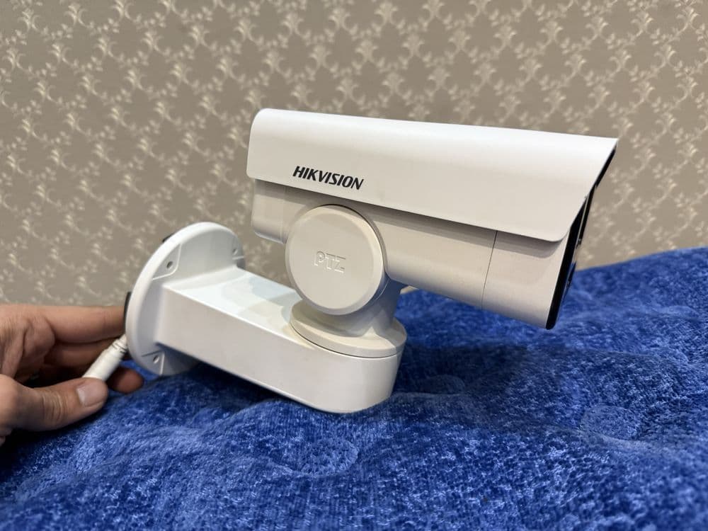 * PTZ IP-камера Hikvision DS-2CD1A43G0-IZU с Face iD почти новая — 1