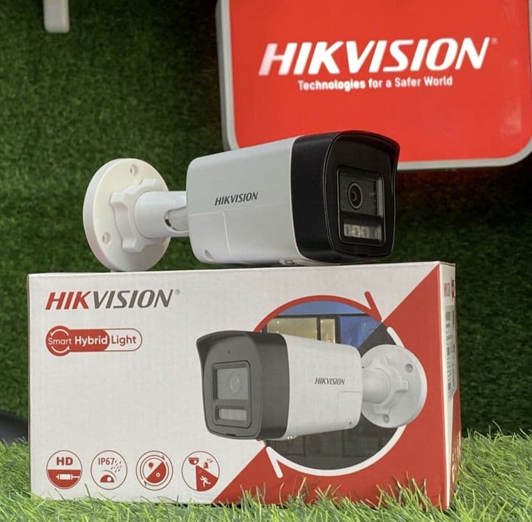 Камера видеонаблюдения 4MP Hikvision — 1