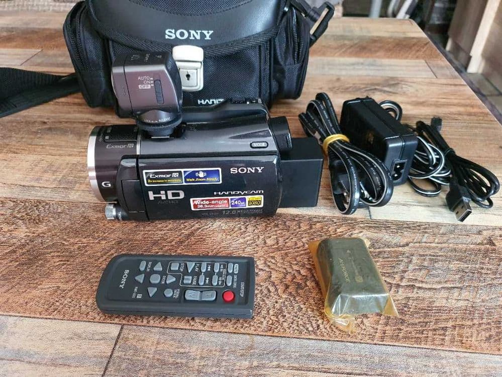 Продаеться  видеокамера sony hdr-XR550 — 8
