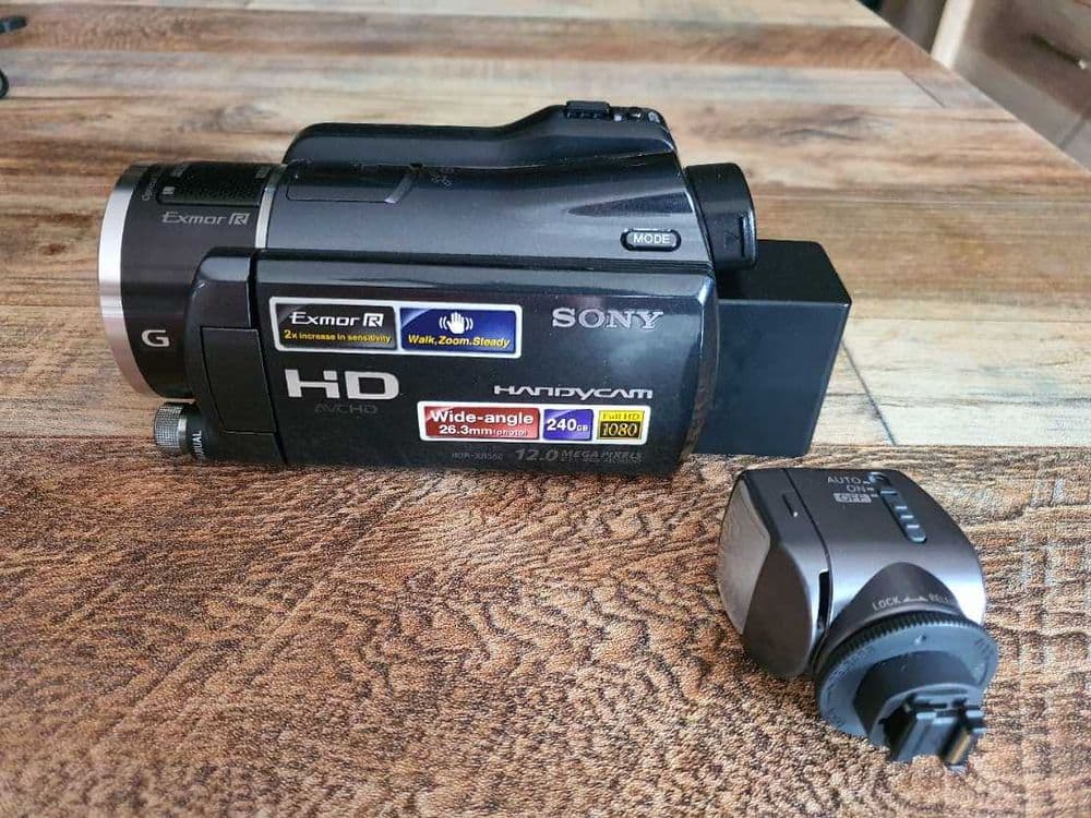 Продаеться  видеокамера sony hdr-XR550 — 9