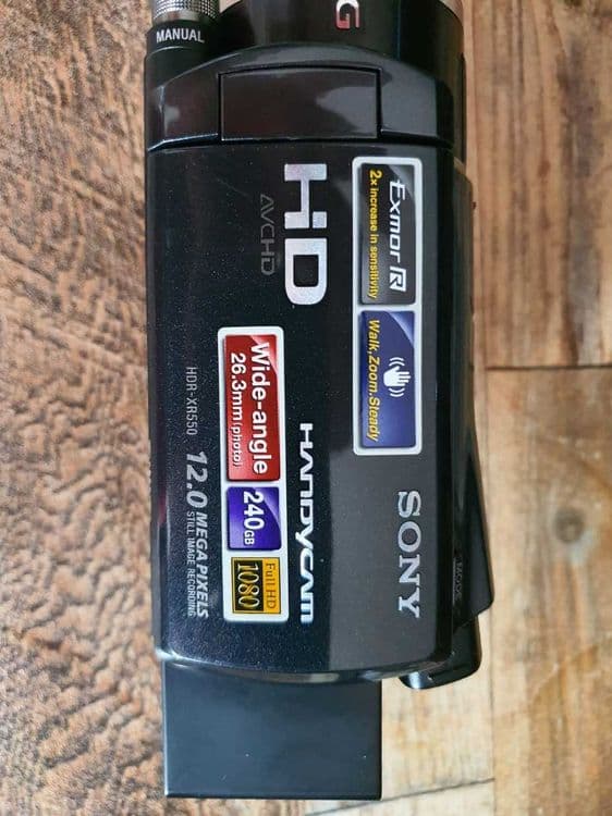 Продаеться  видеокамера sony hdr-XR550 — 12