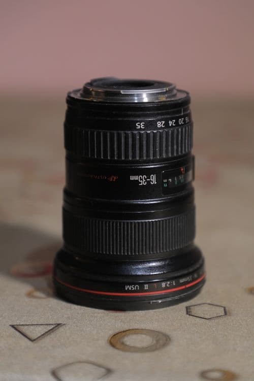 Canon 16-35 f2.8 2-pokoleniya — 3