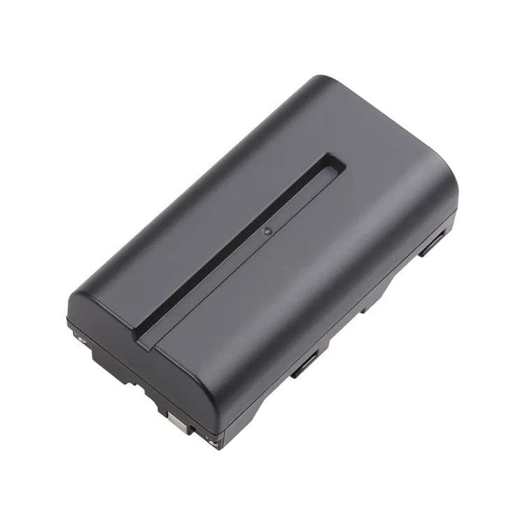 Новые аккумуляторы NP-F550 для света/прожектора — 5