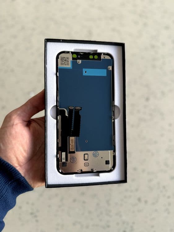 Ekran Batareyka iPhone Xr — 6