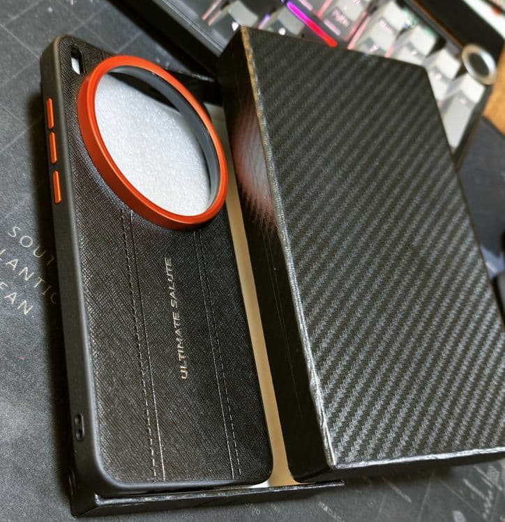 Vivo x300 ultra chexol — 3