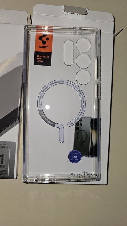 Чехол Spigen на Samsung S24 Ultra + стекло — 8