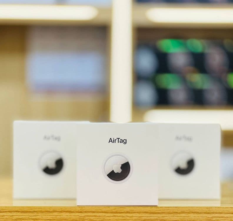 Apple AirTag 1-pack/4-pack — 6