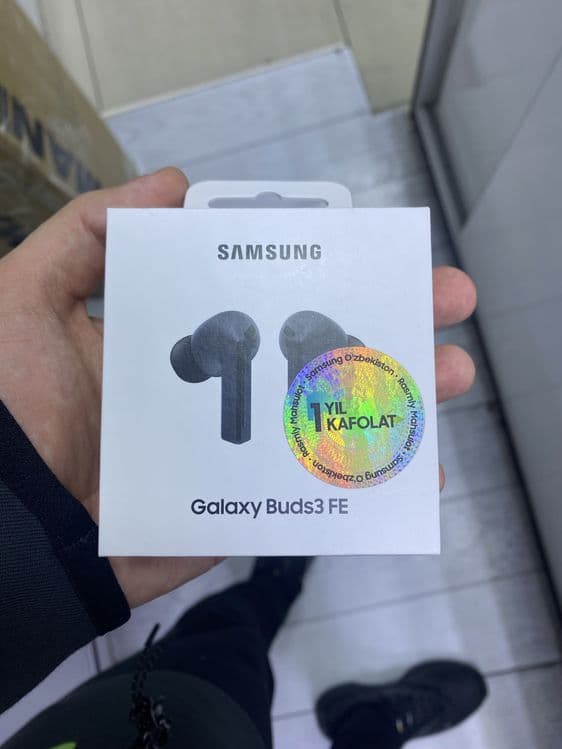 Samsug Galaxy Bads3 — 1