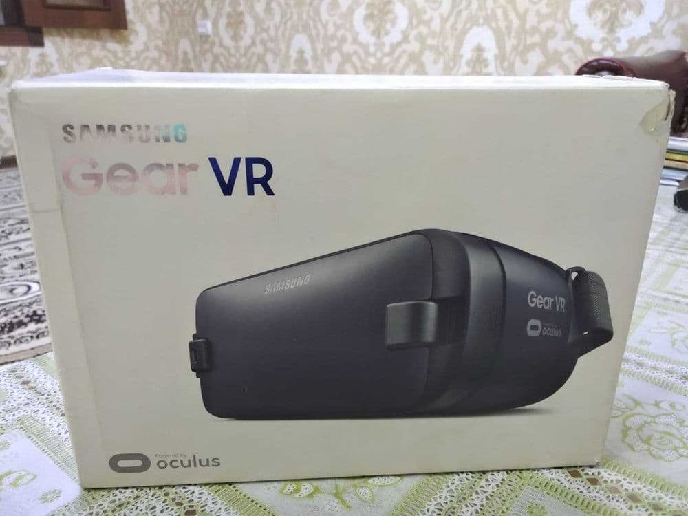Продается Samsung Gear VR 2 — 4