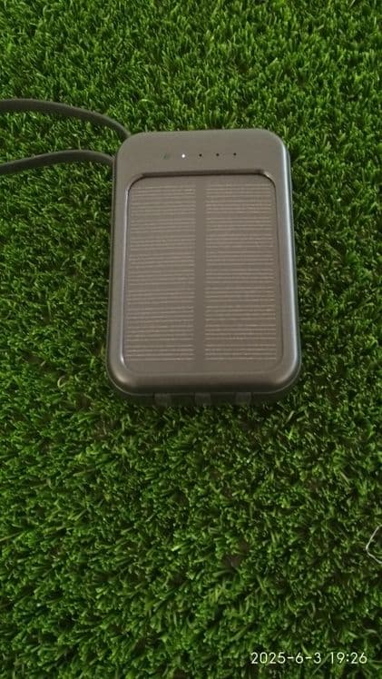 Quyoshda zaryat olodigan powerbank 20 000 Mah — 4