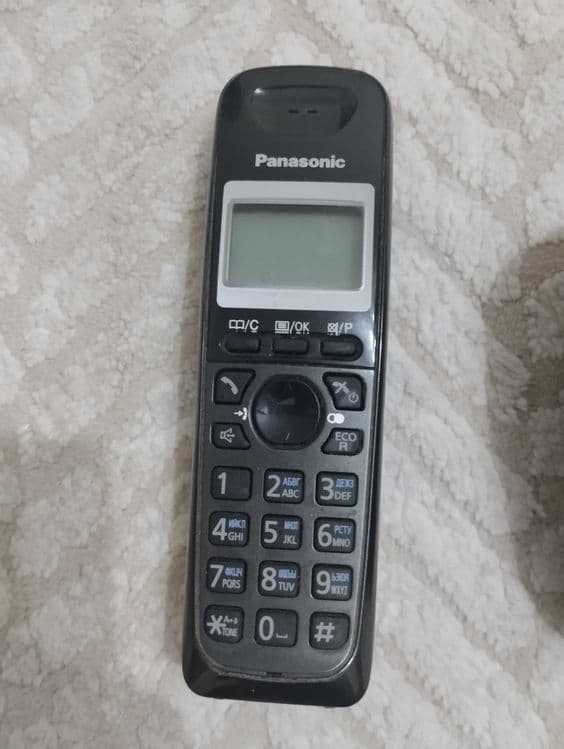 Радио телефон Panasonic KX-TG2521RUполурабочий — 9
