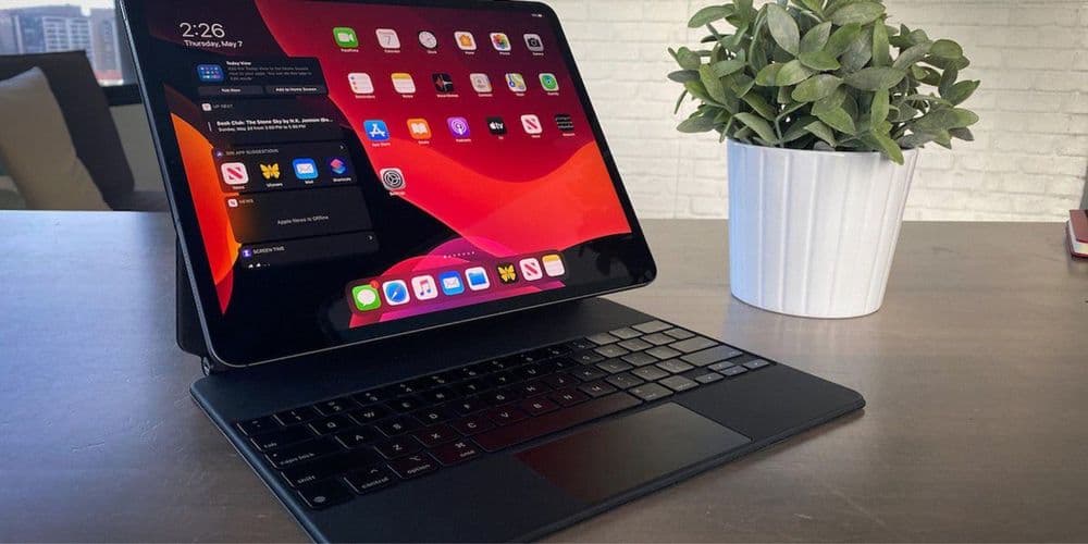 Apple iPad Pro 11 and Pro 13 M2 Magic Keyboard • Чехлы • — 4