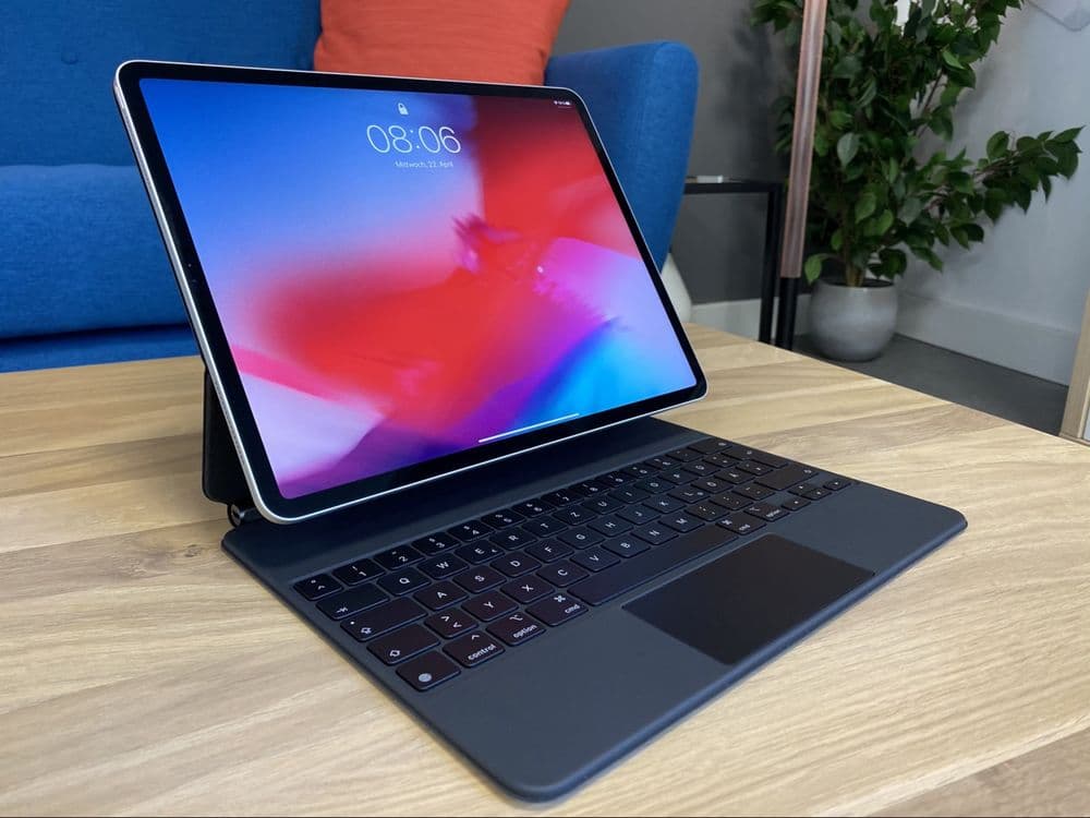 Apple iPad Pro 11 and Pro 13 M2 Magic Keyboard • Чехлы • — 5