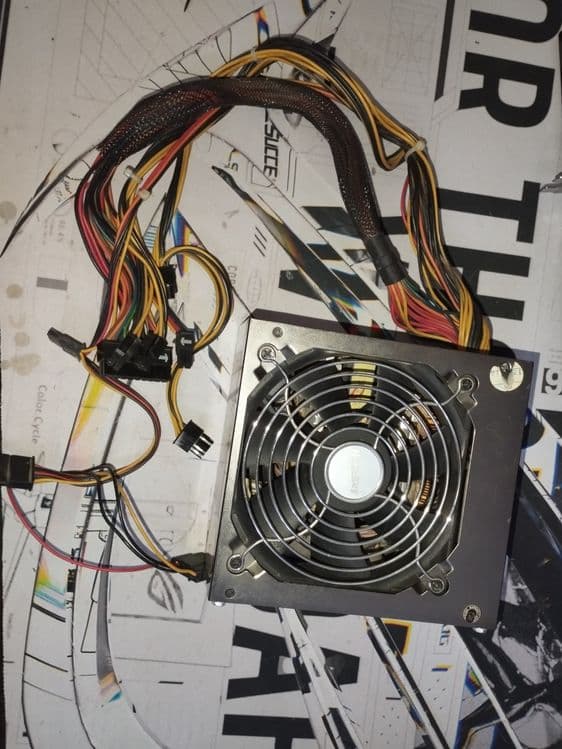 блок питания Huntkey 550w — 1