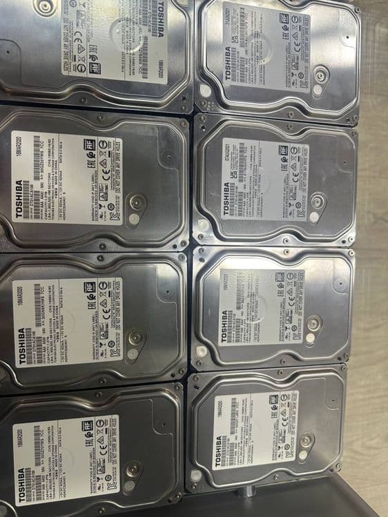 Toshiba hdd 1tb   340.000 sumdan — 1