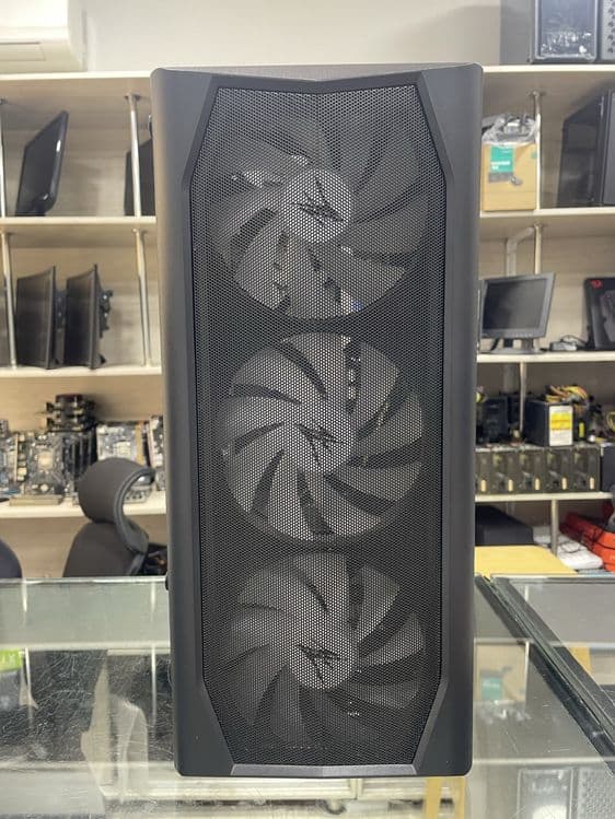 Arzon narxda Zalman RGb case — 2