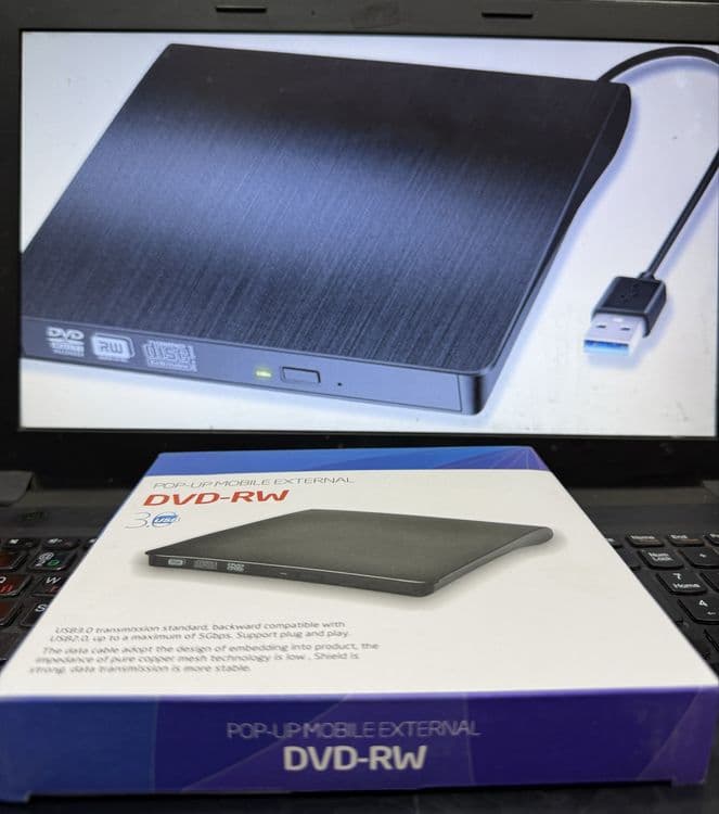 Внешний привод SD, DVD-RW, дисковод USB 3.0, проигрыватель — 2