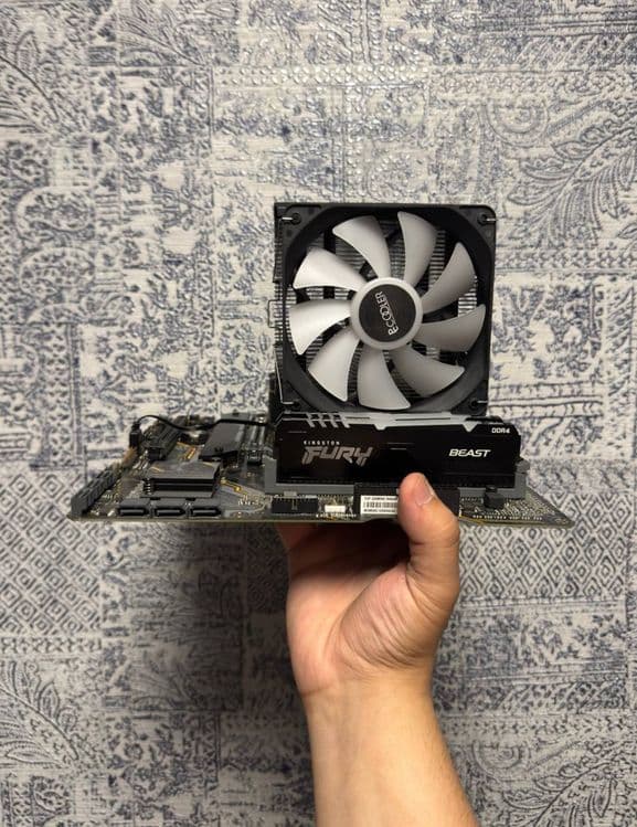 Asus Tuf Gaming B460M-Plus RGB i5-10400F DDR4 8x2 16gb 3600mhz RGB — 2
