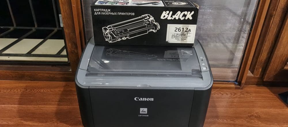 Canon LBP2900B ideal holatda + 1 ta qoʻshimcha kartrij qoʻshib berilad — 2