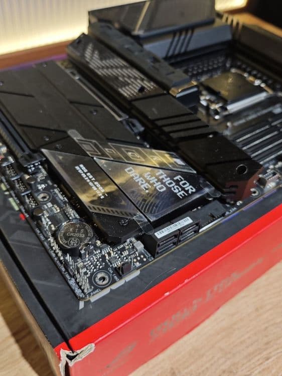 Плата Asus Z890 E gaming wifi — 5