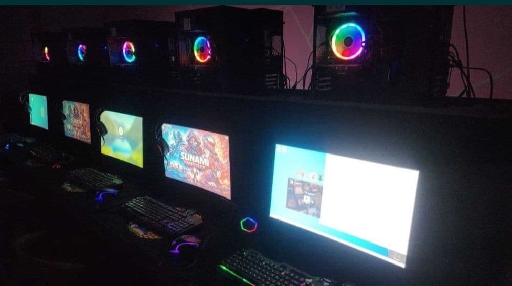 Tayyor Game Club sotiladi.10 ta kompyuter va zamonaviy mebel bilan — 15