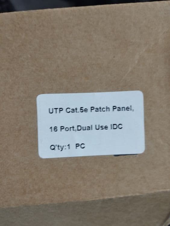 патч-панели UTP Cat5e — 3