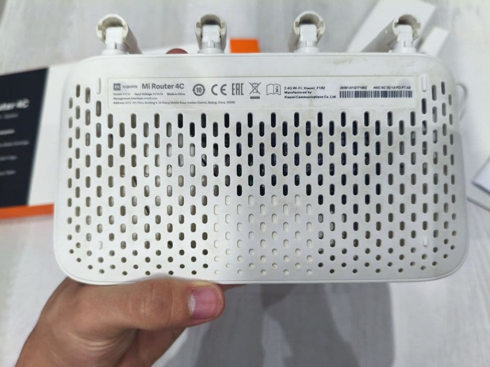 Два роутер WiFi:mi router 4c и tp link tl-wr841n — 12