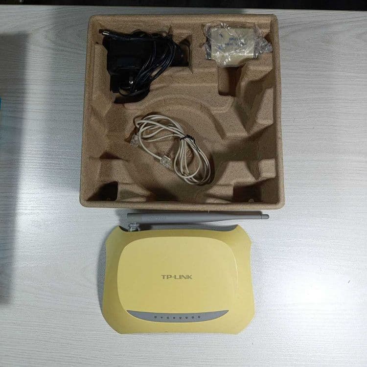 Модем TP-Link Wireless NADSL2+ — 4