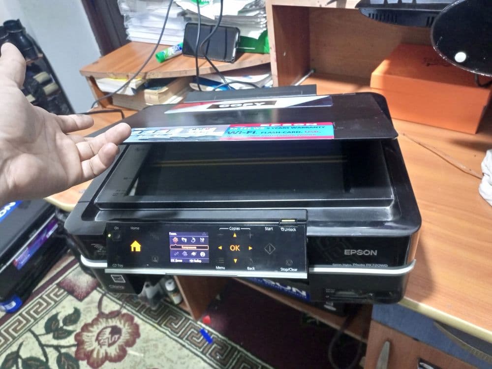 6 ta Rangli Epson 720 Wi Fili simsiz masofadan ishlidi Rasmdagilar bor — 11
