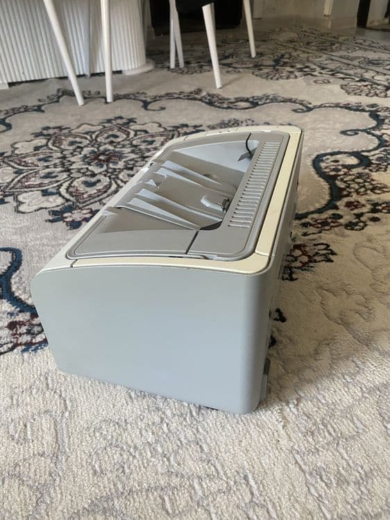 Hp laserjet 1102 printer oq-qora holati a'lo aybi yoq — 16