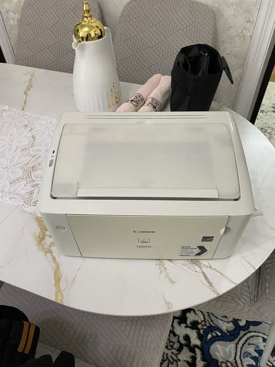 Canon lbp3010 oq-qora printer aybi yoq holati a'lo — 1