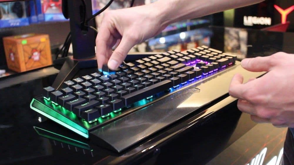 Redragon Aryaman RGB/Hot-Swap/Свитчи Blue Механическая Клавиатура — 15