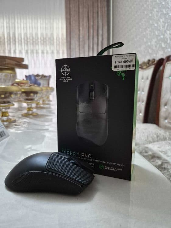 Razer Viper v3 Pro — 2