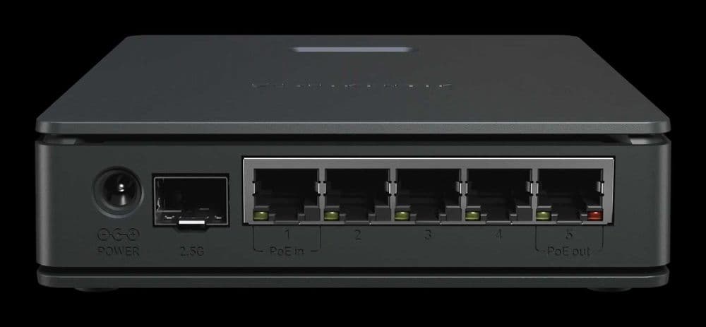 Маршрутизатор 	MikroTik	E62iUGS-2axD5axT ( hAP ax S ) — 3