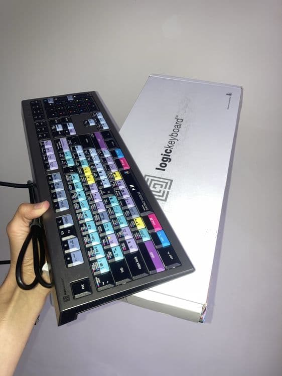 Logickeyboard ASTRA2 Backlit Keyboard for Davinci Resolve - Mac — 1