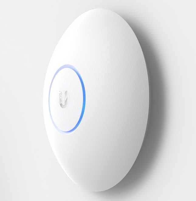 Точка доступа - Ubiquiti Unifi 6 Pro (U6-Pro) — 1