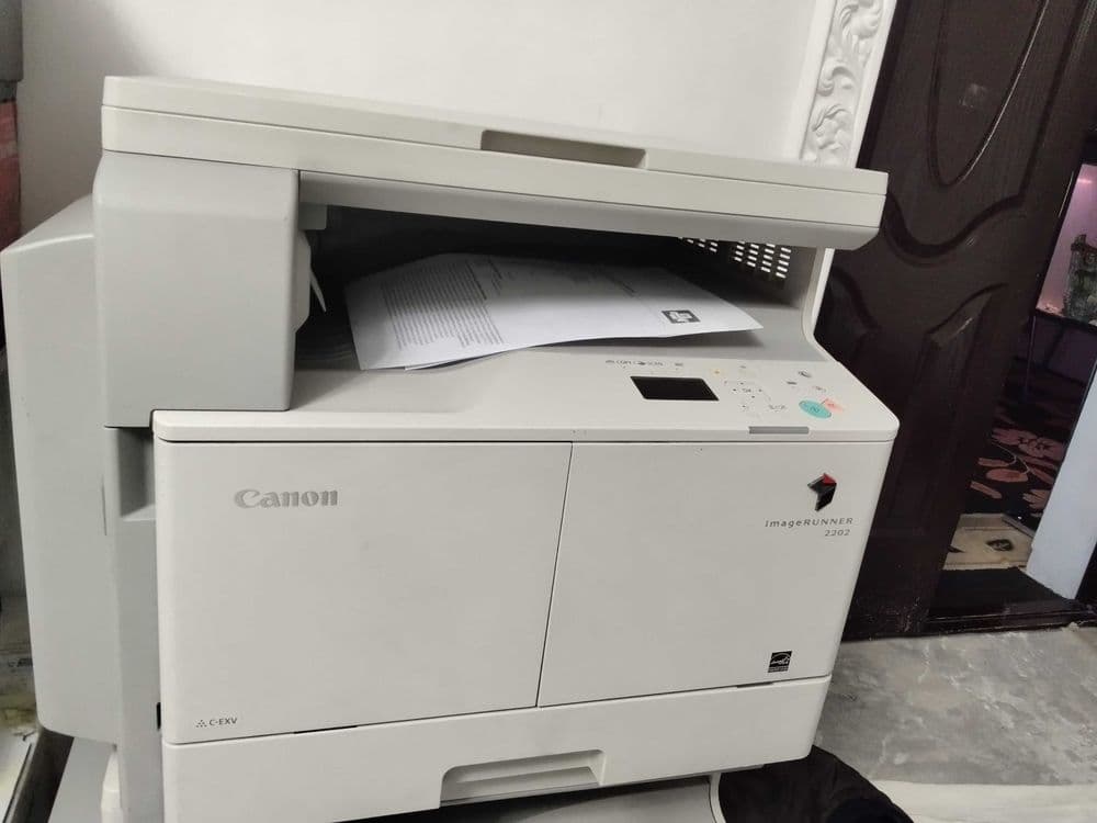 Canon iR 2202 Printer Skan Kserx Tiniq ishlaydi aybi yoq Srochno — 1