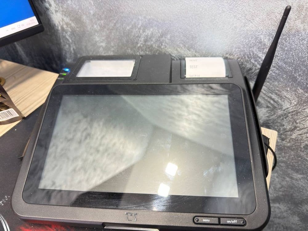 POS терминал на Android представляет собой устройство с сенсоры — 1