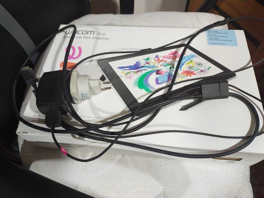 Wacom One HD Creative Pen Display - планшет для рисования — 2