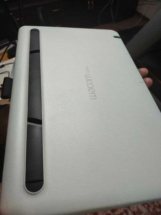 Wacom One HD Creative Pen Display - планшет для рисования — 4