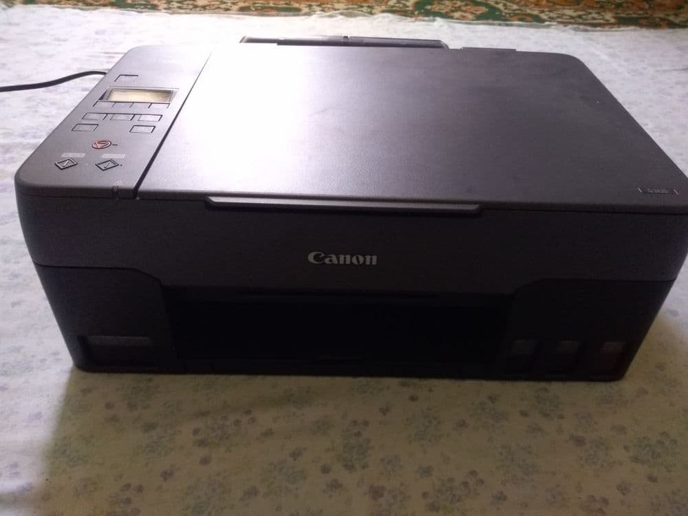 Yengi rangli printer hamma narsasi bor — 2