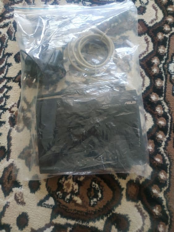 Wifi router sotiladi tezda — 4