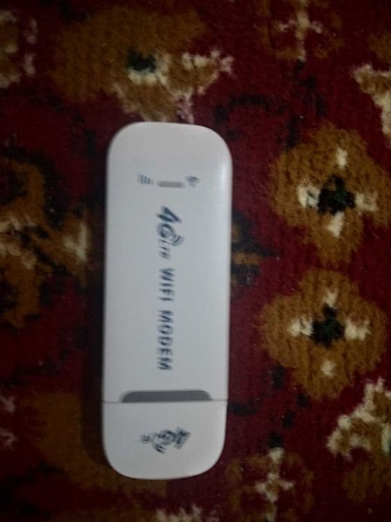 4G lte WiFi modem — 1
