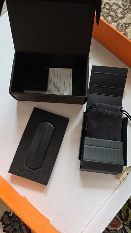 Adapter button suit — 4